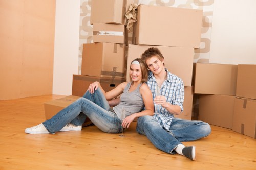 Local flat removals in Edgware with apartment moving preparation