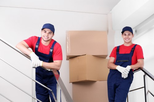 Packing and unpacking services for homes and offices in Edgware