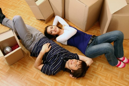 Van transport for residential and commercial jobs in Edgware