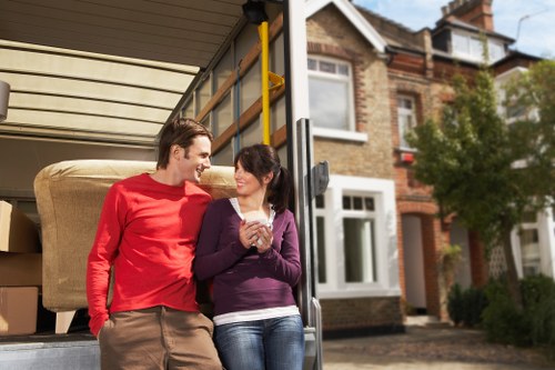 Careful boxing and labelling for local moving services