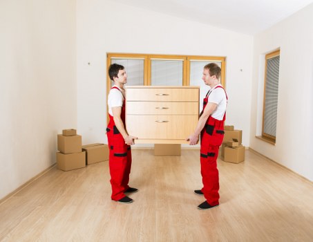 Flexible storage space for residents moving or renovating in Edgware